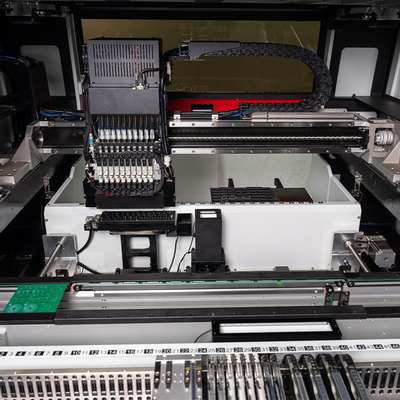 Máquina de recogida y colocación SMT SMD de 10 cabezas totalmente automática 01005 Máquina de fabricación PCBA