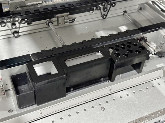 Máquina de recogida y colocación SMD de PCB universal totalmente automática con base CHM-551