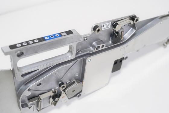 El alimentador eléctrico y el alimentador neumático de Yamaha para CHM-551, CHM-650 Pick and Place Machine