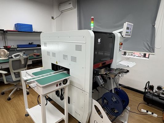 Máquina de recogida y colocación SMD industrial compacta TC06 Montador de chips para la línea de ensamblaje de PCB