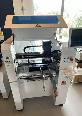 CHM-551 Línea de producción SMD Línea de ensamblaje SMT Alta precisión 4 cabezas Robot de fabricación de PCB