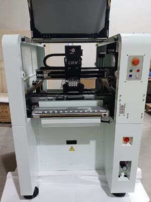 Máquina de recogida y colocación de 4 cabezas de alta gama CHM-551P