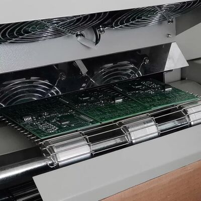 Horno de reflujo de escritorio T961 con transportador 730*230mm 6 zonas de temperatura 3.5KW Máquina de soldadura