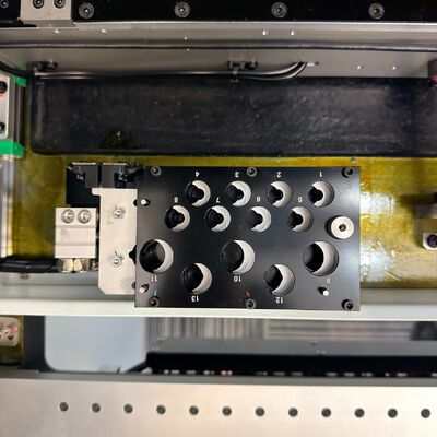 Máquina de recogida y colocación SMD de PCB universal totalmente automática con base CHM-551