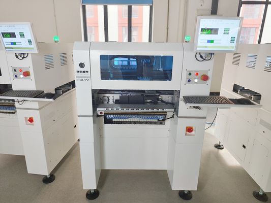 Alta precisión 4 cabezas SMT Pick & Place Machine CHM-551 Cambio automático de boquilla CPK≥1.0